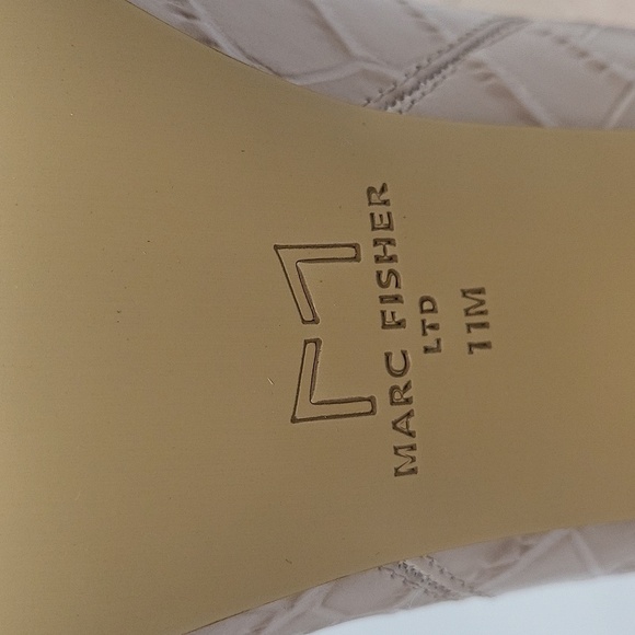 Marc Fisher Garliss Ankle Boots Size 11 NWT - Picture 8 of 9
